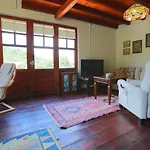 Cozy Mountain House Surrounded By Nature In Beykoz